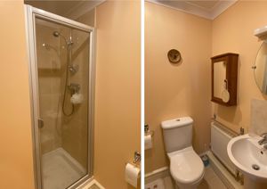 Shower room- click for photo gallery